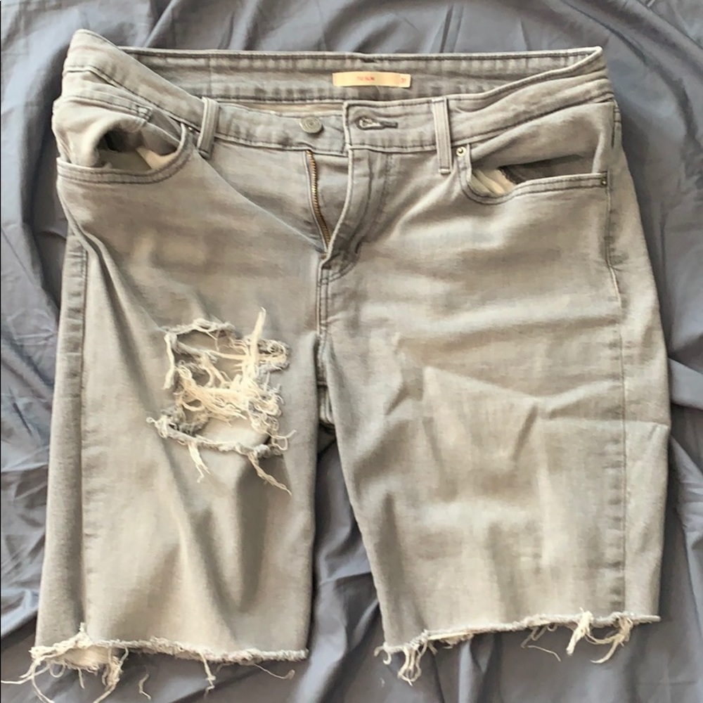 levi grey 712 jean shorts size 31
